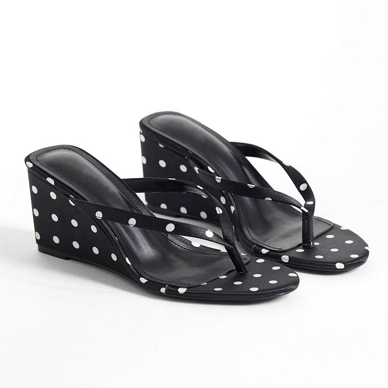 Wedge Toe Thong Sandals in Black Polka Dot