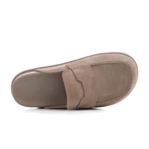 Zapatos tipo mules tipo penny loafers de gamuza