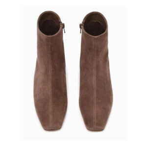 Bottines en daim taupe à bout carré et talon bloc bas